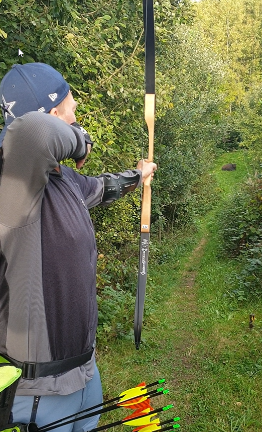 Schütze mit Leihbogen